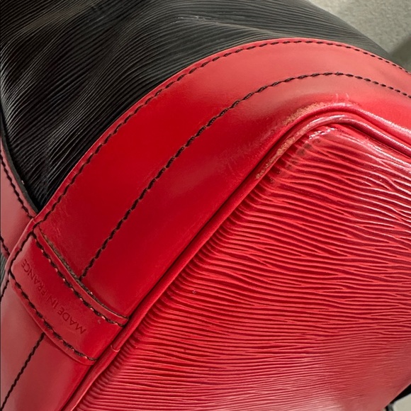 Huge price drop ⬇️ Louis Vuitton Noe Black & Red Bucket Bag - Picture 10 of 16